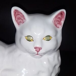 Vintage porcelain cat 7"